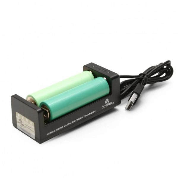 Xtar MC2-Ladegerät für 2 Li-Ionen Akkus 3,6-3,7 Volt, inkl. USB Kabel